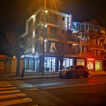 Family Hotel Novel City 布尔加斯 外观 照片