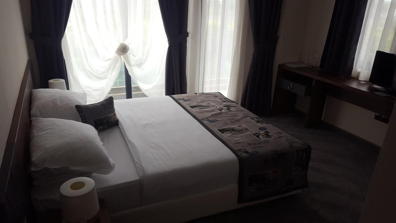 Family Hotel Novel City 布尔加斯 外观 照片